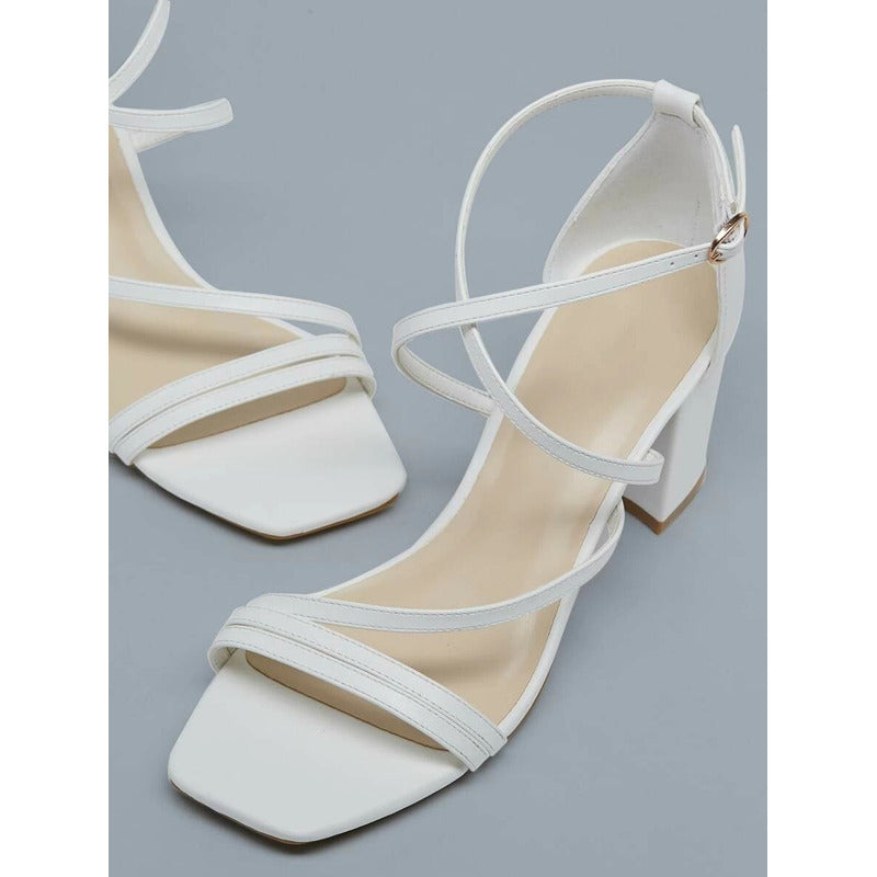Modelo Mila 4 cms Talla Grande