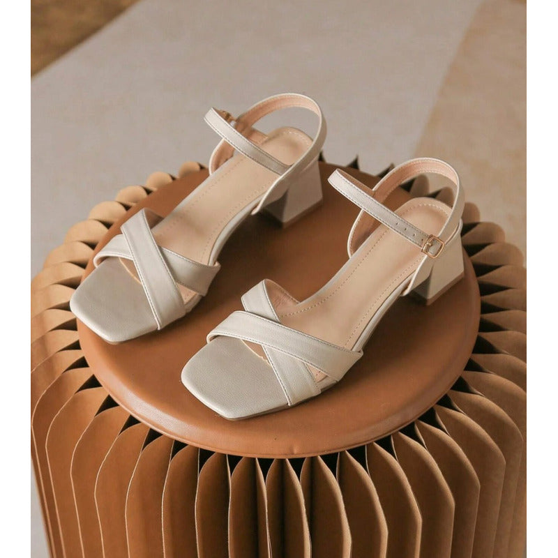 Modelo Silvia 6 Cm Talla Grande