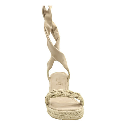 Modelo Mariana Short