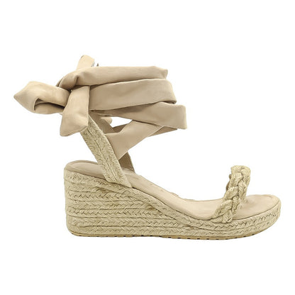 Modelo Mariana Short