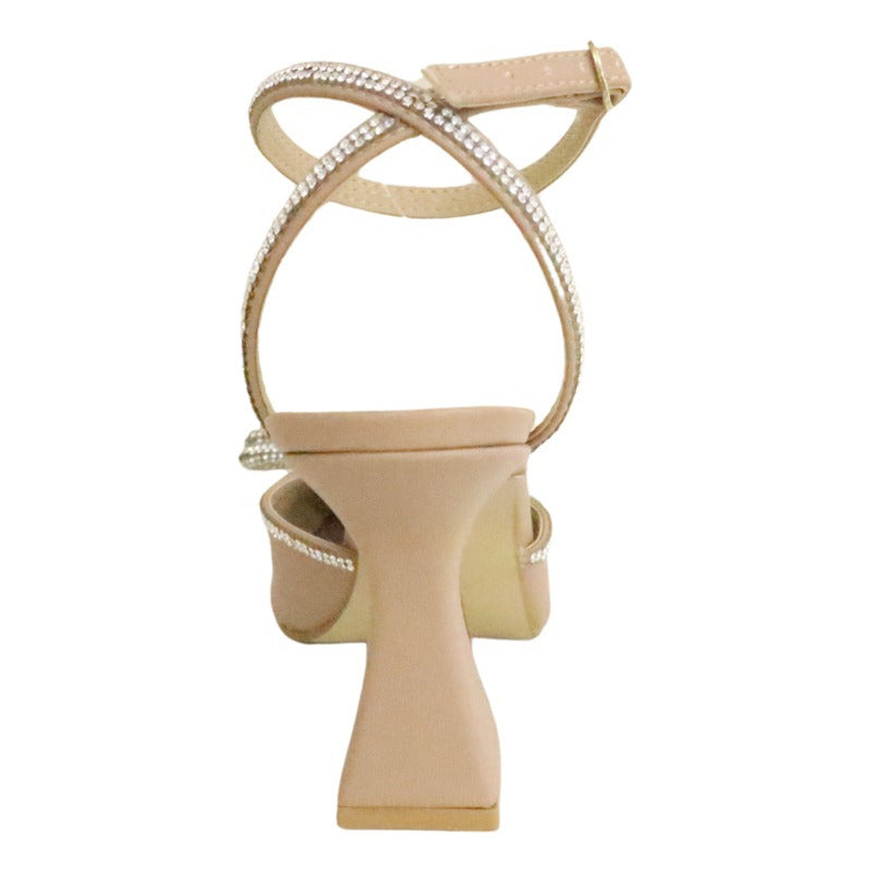 Modelo Elizabeth Talla Grande