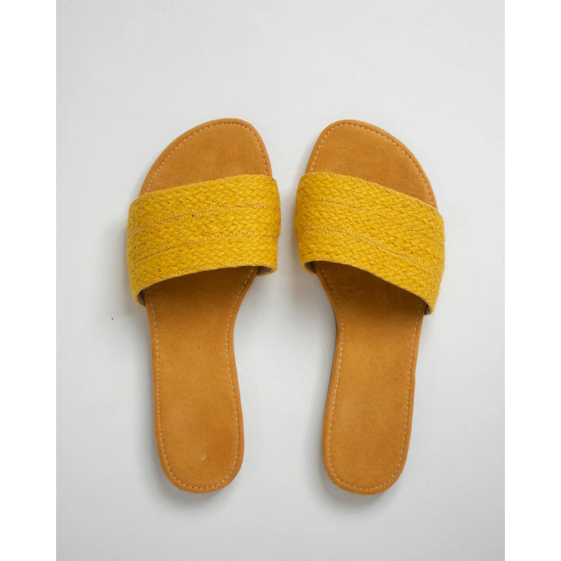 Modelo Maria Yute Amarillo