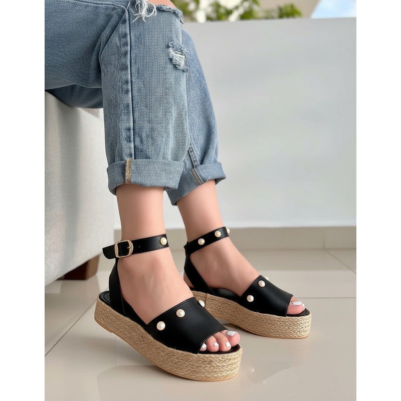 Modelo Sharon Perlas