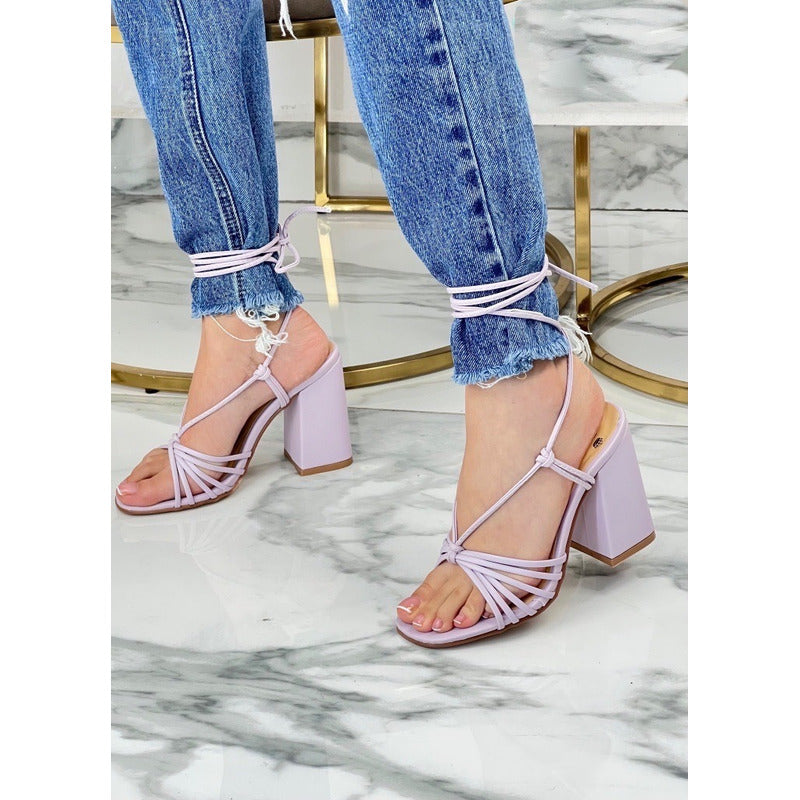 Modelo Naty Tallas Grandes