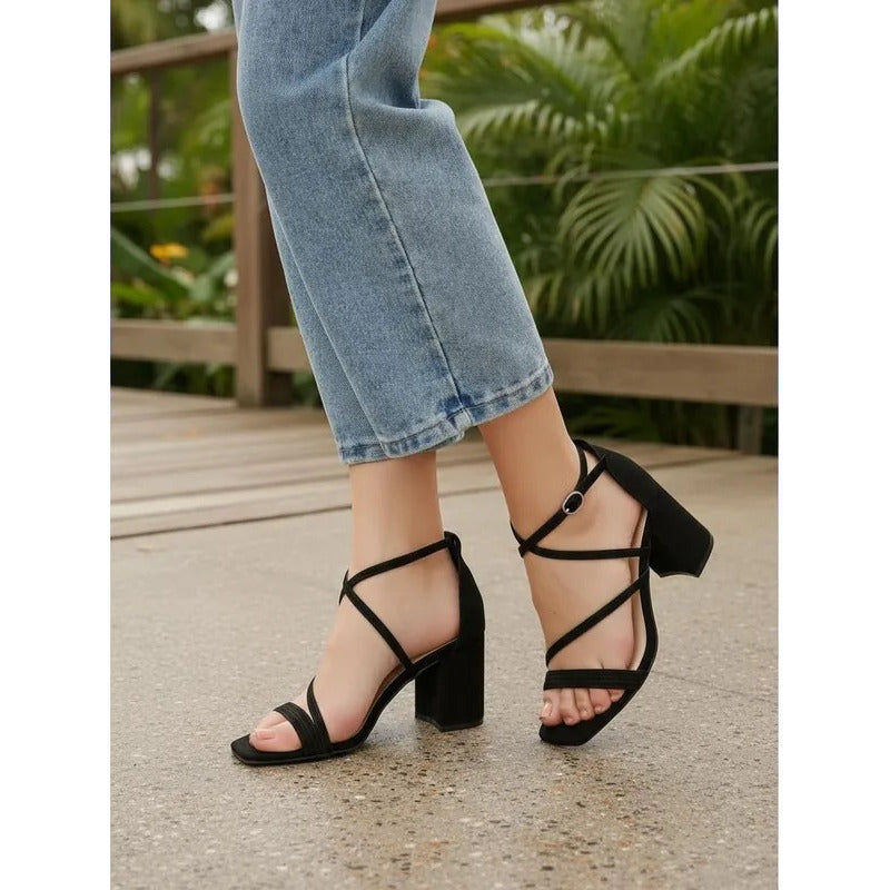 Modelo Mila 6 cms Talla Grande