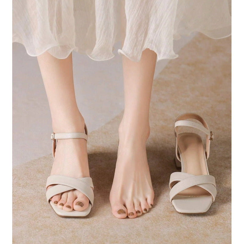 Modelo Silvia 6 Cm Talla Grande